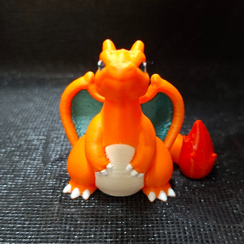 Mini Figura Charizard Coleccionable