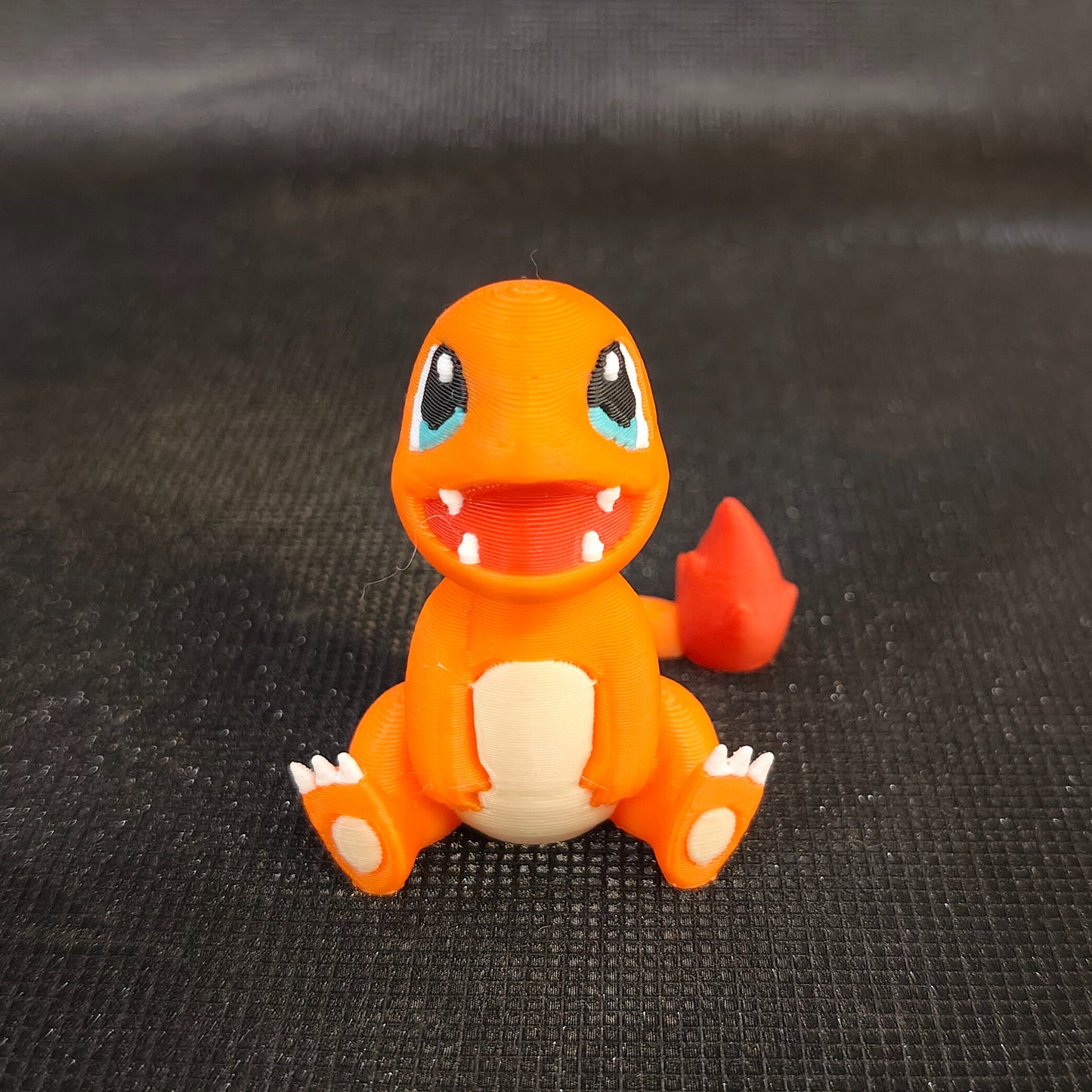 Mini Figura Charmander Coleccionable