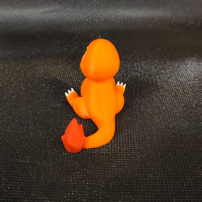 Mini Figura Charmander Coleccionable